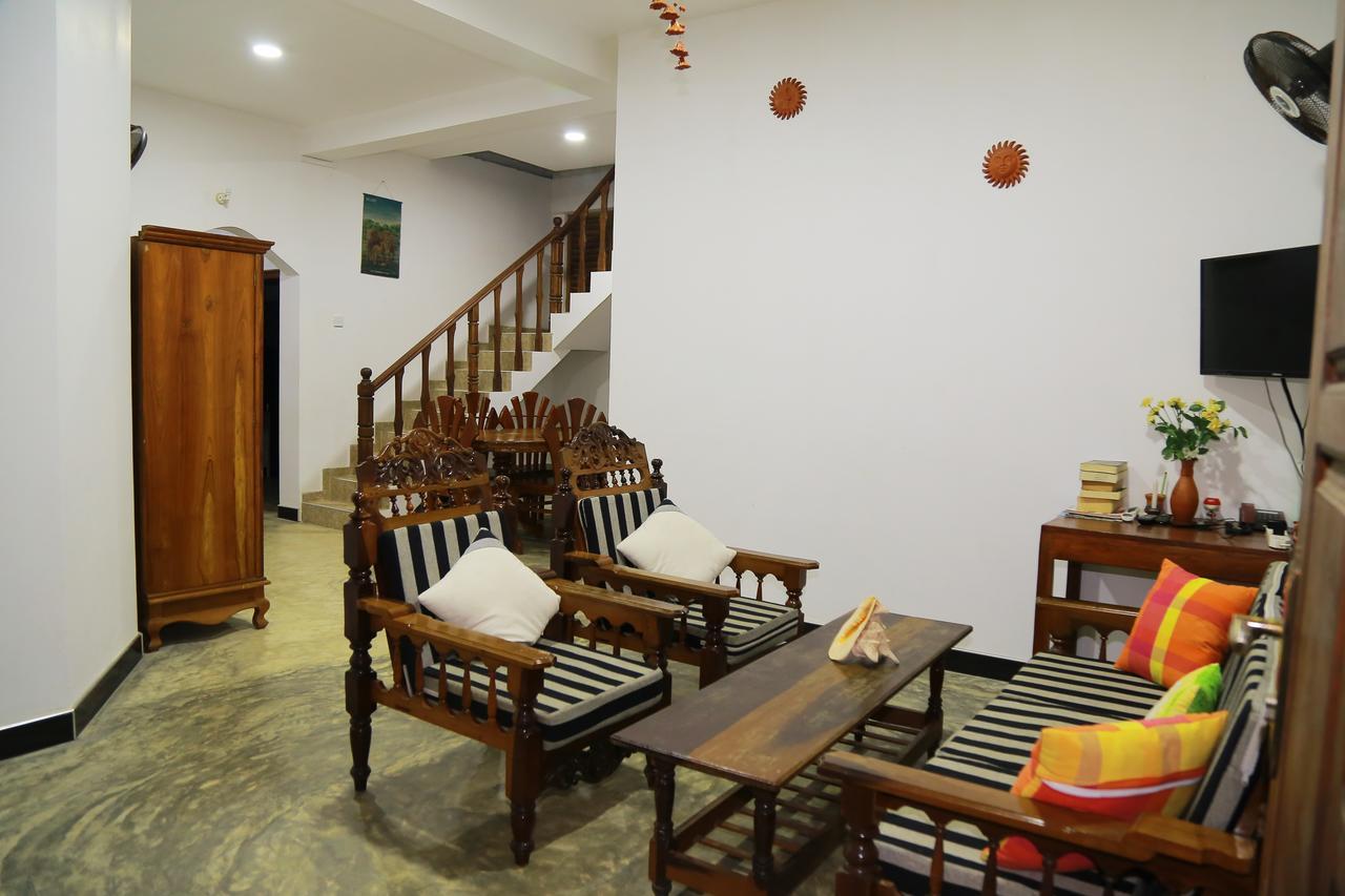 Eagle Homestay Tangalle Exterior photo