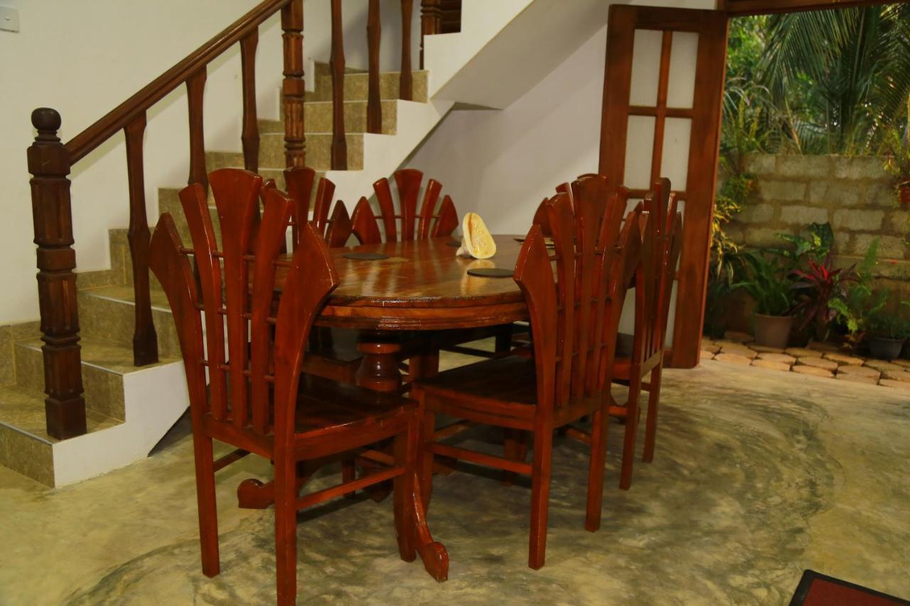 Eagle Homestay Tangalle Exterior photo