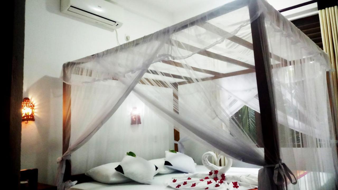 Eagle Homestay Tangalle Exterior photo